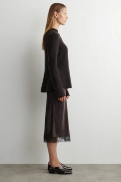 ANGULAR LEATHER HEELED BALLET FLATS