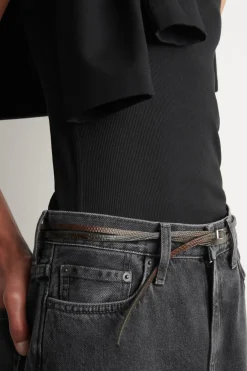 ARCH TAPERED JEANS