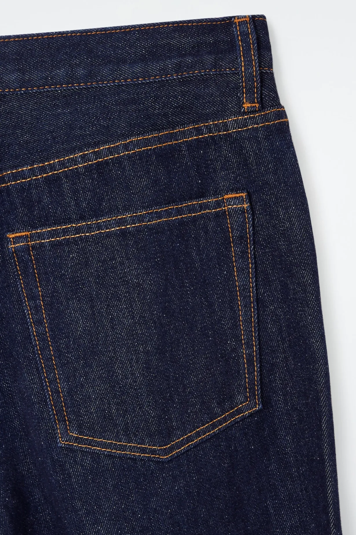 ARCH TAPERED JEANS