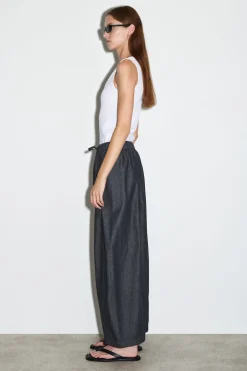 BARREL-LEG DENIM DRAWSTRING PANTS
