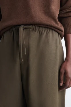 BARREL-LEG DRAWSTRING PANTS