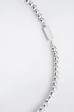 BEADED NECKLACE