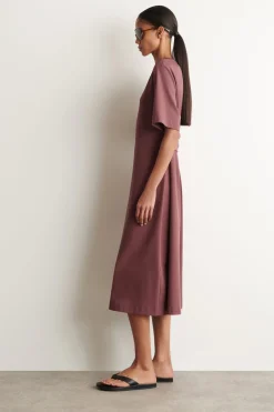 BELT-DETAIL MIDI T-SHIRT DRESS