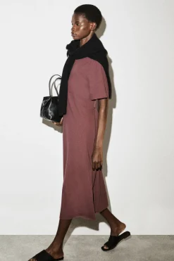 BELT-DETAIL MIDI T-SHIRT DRESS