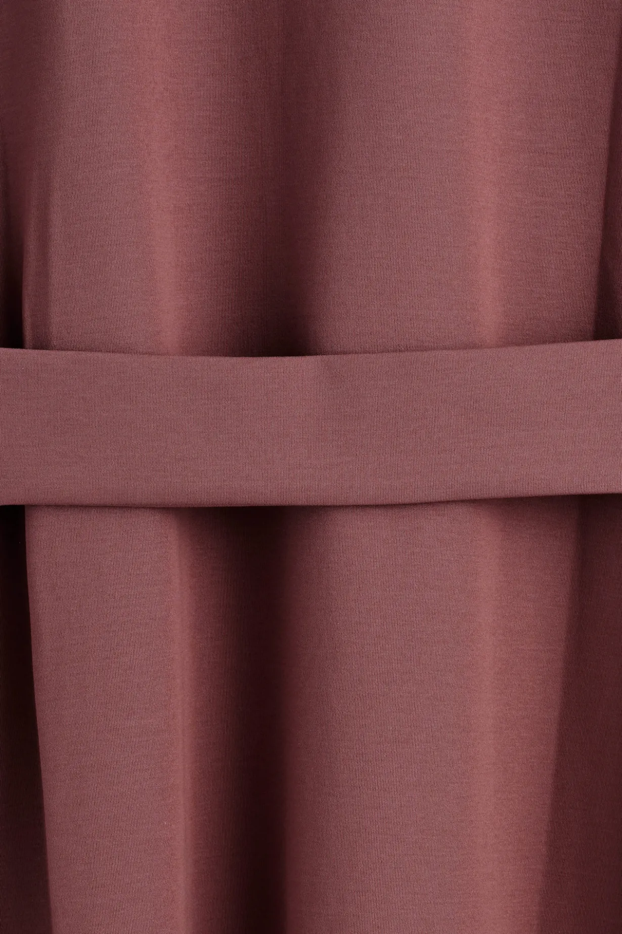 BELT-DETAIL MIDI T-SHIRT DRESS