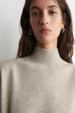 BELT-DETAIL MOCK-NECK WOOL VEST