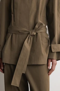 BELTED COTTON SHORT TRENCH COAT