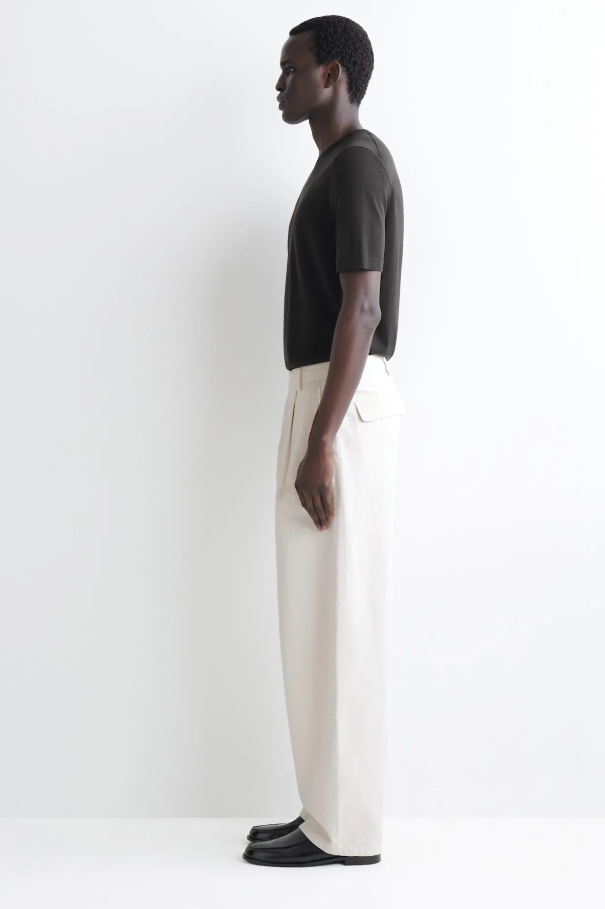 BELTED DENIM RELAXED-FIT BARREL-LEG PANTS