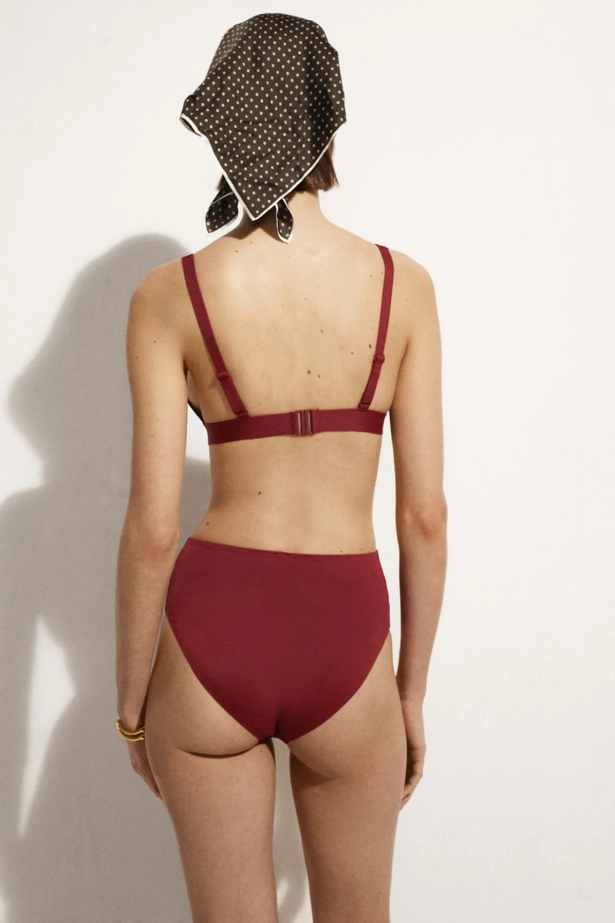 BONDED-SCUBA V-NECK BIKINI TOP