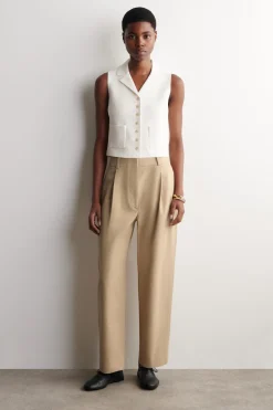 BOUCLÉ-KNIT VEST