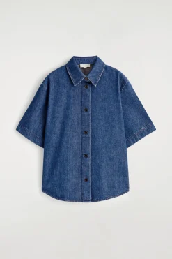 BOXY SHORT-SLEEVED DENIM SHIRT