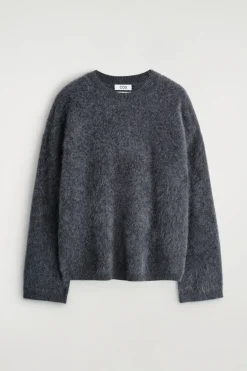 BRUSHED-CASHMERE CREW-NECK SWEATER