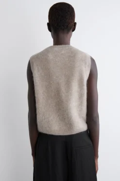 BRUSHED-CASHMERE VEST