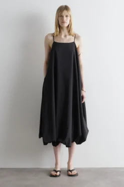 BUBBLE-HEM MIDI DRESS