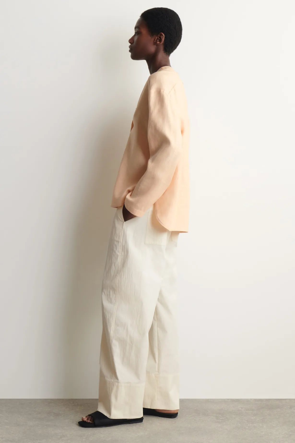 BUTTON-DETAIL LINEN V-NECK SHIRT