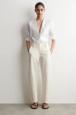 BUTTON-DETAIL LINEN V-NECK SHIRT
