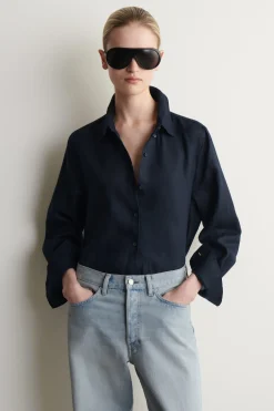 BUTTON-DOWN COLLAR LINEN SHIRT