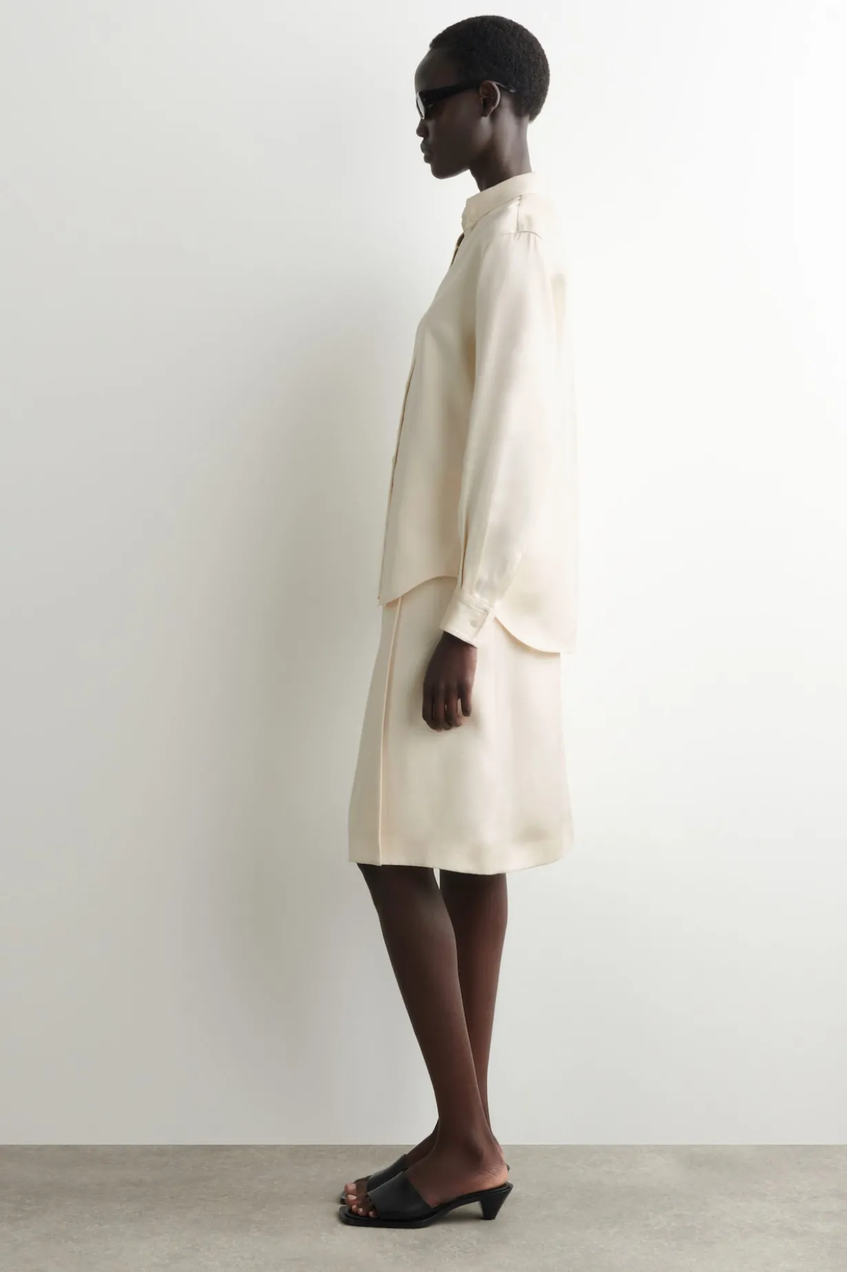 BUTTON-DOWN COLLAR SATIN SHIRT