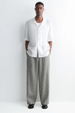 CAMP-COLLAR SHORT-SLEEVED LINEN SHIRT