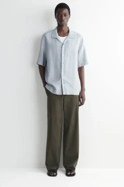 CAMP-COLLAR SHORT-SLEEVED LINEN SHIRT