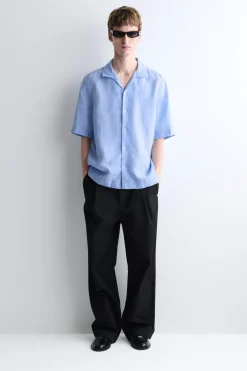 CAMP-COLLAR SHORT-SLEEVED LINEN SHIRT