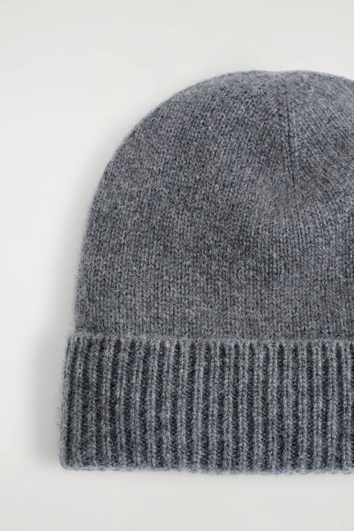 CASHMERE BEANIE