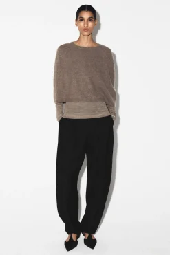 CASHMERE CAPE