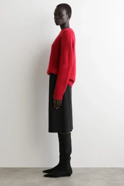 CASHMERE CREW-NECK SWEATER