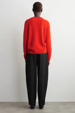 CASHMERE CREW-NECK SWEATER