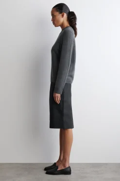 CASHMERE CREW-NECK SWEATER