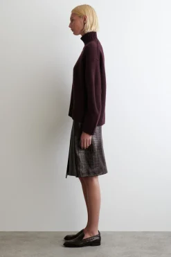 CASHMERE MOCK-NECK SWEATER