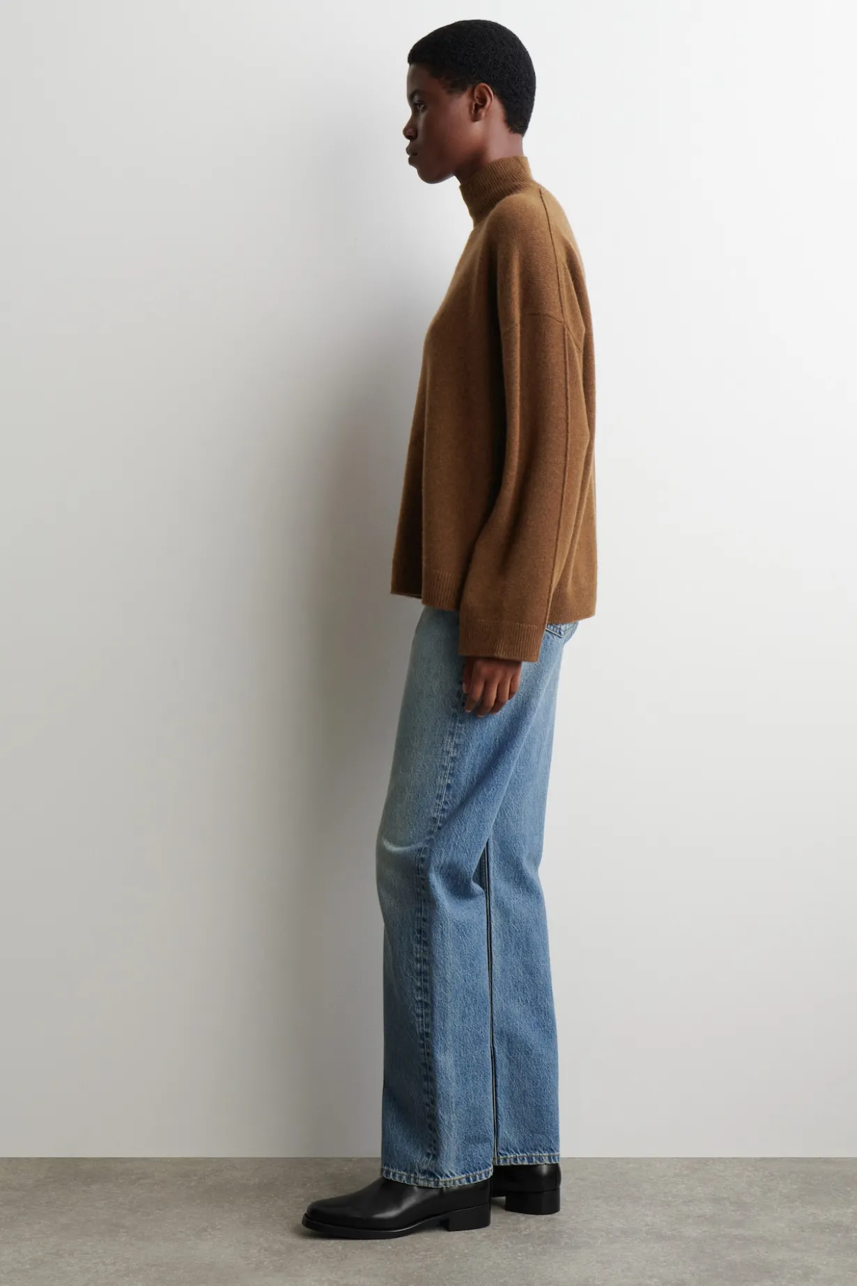 CASHMERE MOCK-NECK SWEATER