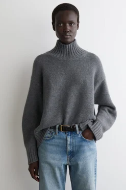 CASHMERE MOCK-NECK SWEATER