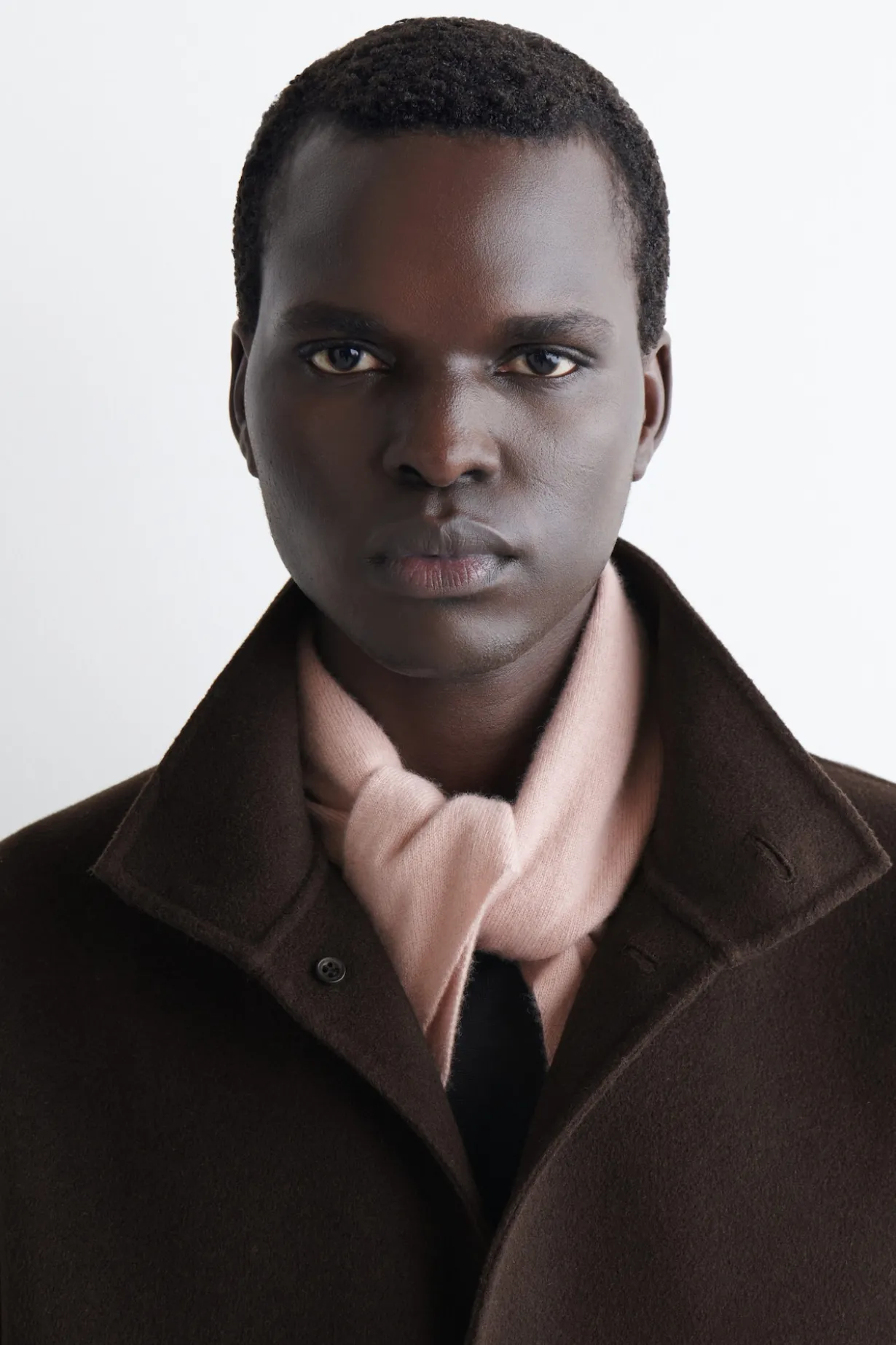 CASHMERE TRIANGLE SCARF