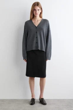 CASHMERE V-NECK CARDIGAN