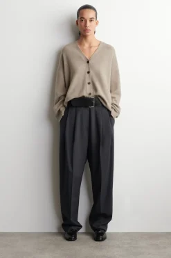 CASHMERE V-NECK CARDIGAN
