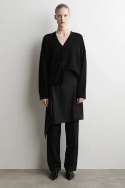 CASHMERE V-NECK CARDIGAN