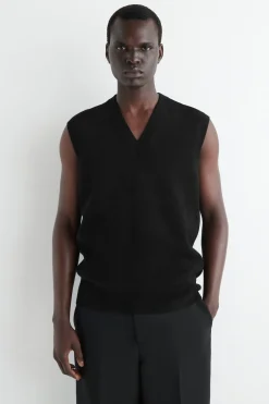 CHENILLE-KNIT VEST