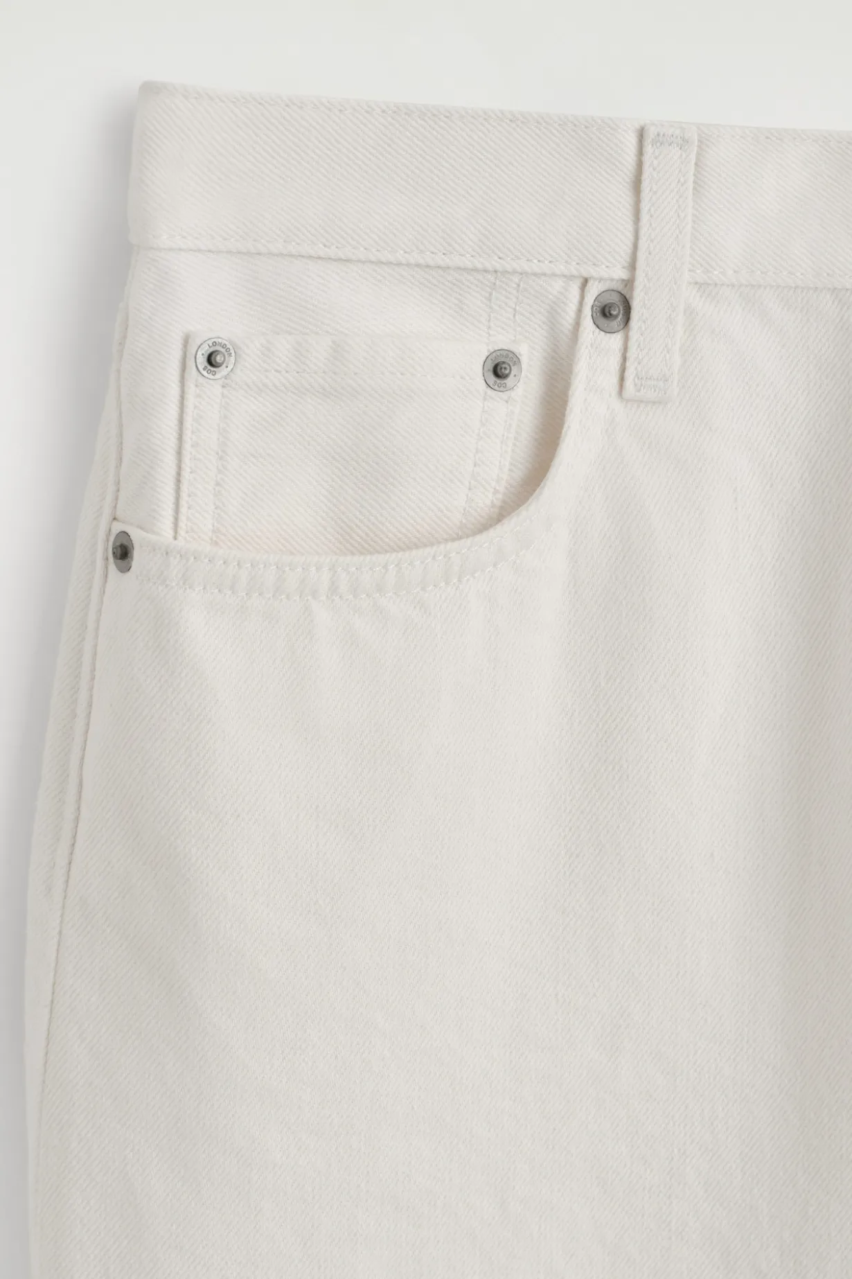 CHORD STRAIGHT-LEG JEANS