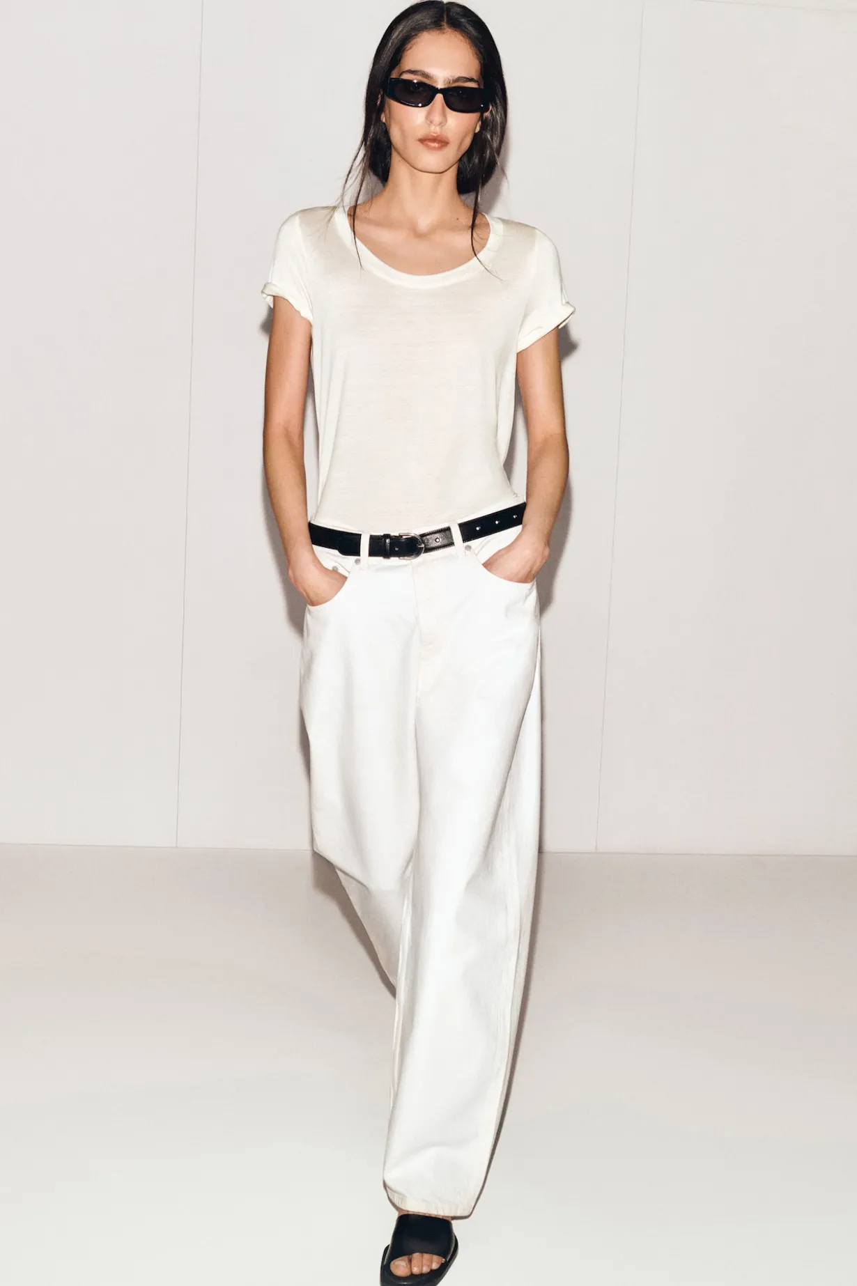 CHORD STRAIGHT-LEG JEANS