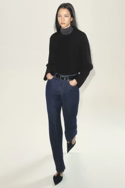 CHORD STRAIGHT-LEG JEANS