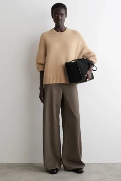 CHUNKY PURE CASHMERE CREW-NECK SWEATER