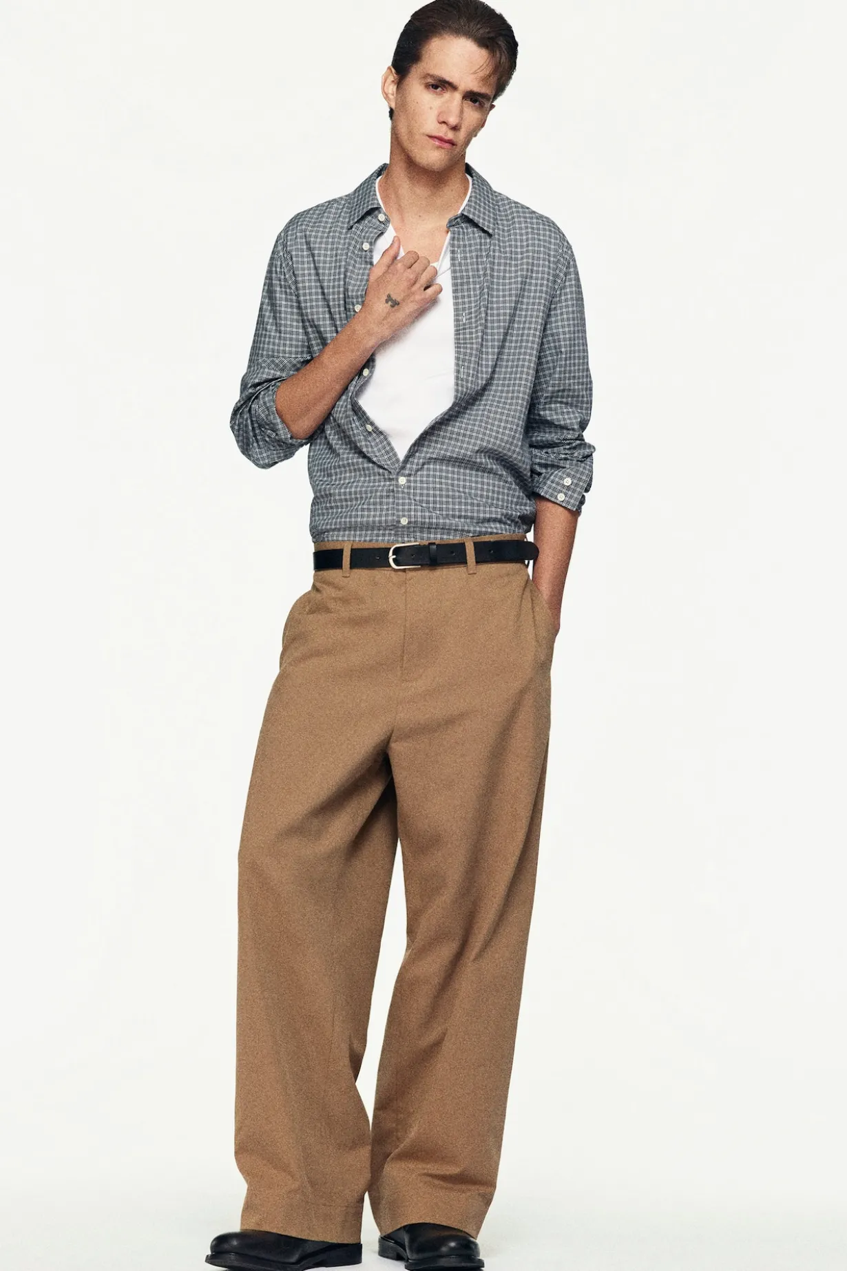 CLASSIC COTTON SHIRT