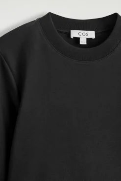 CLEAN CUT LONG-SLEEVED T-SHIRT