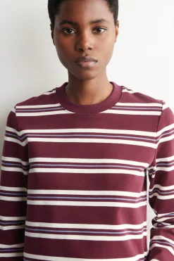 CLEAN CUT LONG-SLEEVED T-SHIRT