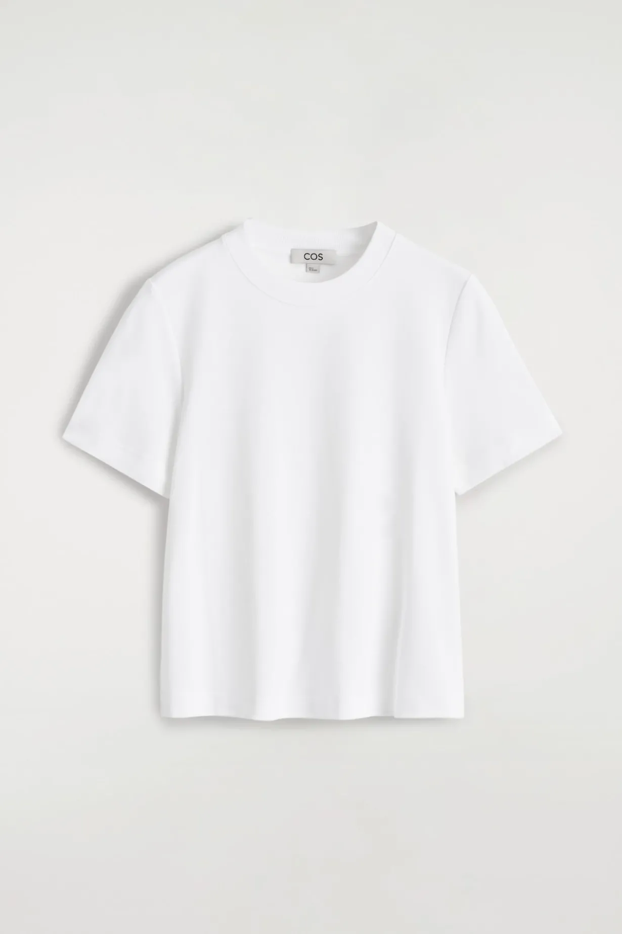 CLEAN CUT T-SHIRT