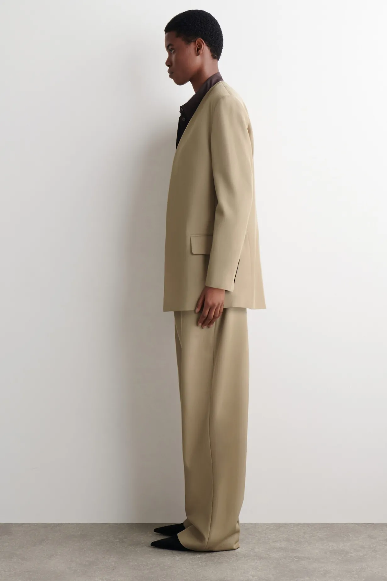 COLLARLESS WOOL-TWILL BLAZER
