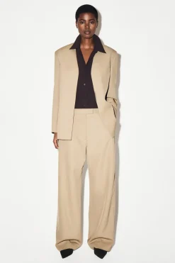 COLLARLESS WOOL-TWILL BLAZER