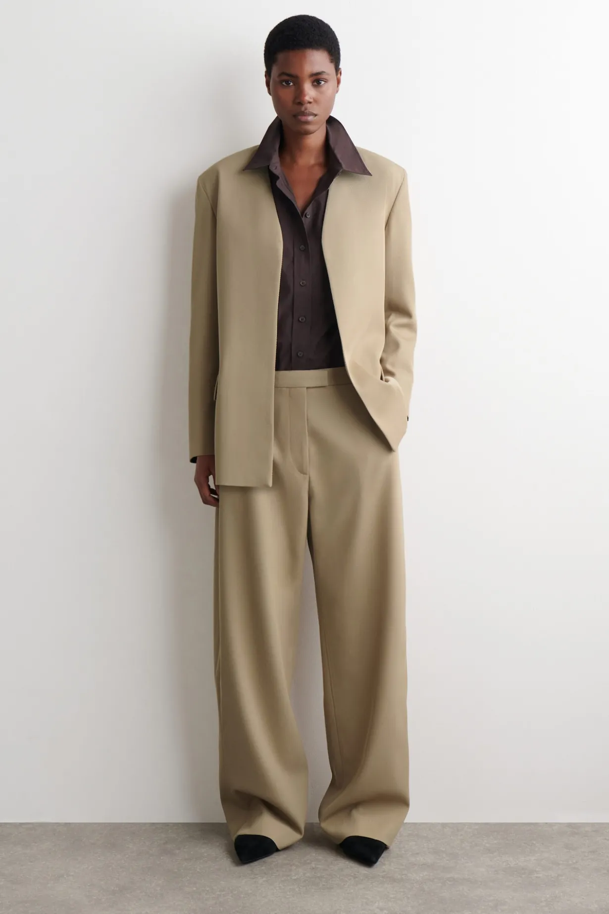 COLLARLESS WOOL-TWILL BLAZER
