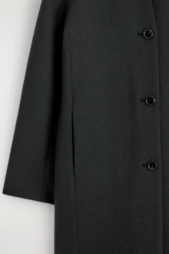 COLLARLESS WOOL-TWILL COAT